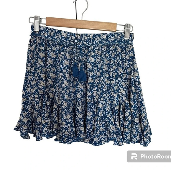 Aakaa Blue Ruffled White Floral Mini Skirt Drawstring Tassels Size Small - Picture 1 of 9